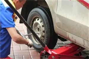 游仙附近拖车24小时服务热线电话