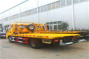 游仙附近拖车救援搭电